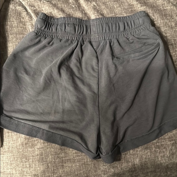 Gymshark Women's Gray Shorts - Picture 2 of 2